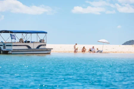 12 Person Luxury BBQ Pontoon, Noosa River Gallery